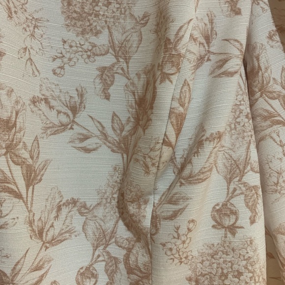 Floral Print puff Sleeve Open Back Blouse - Picture 7 of 7